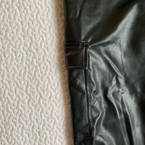 Cinq a sept Giles leather cargo jogger - Picture 6 of 13